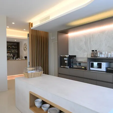 ホテル Grappolo D'oro モンテベッルーナ